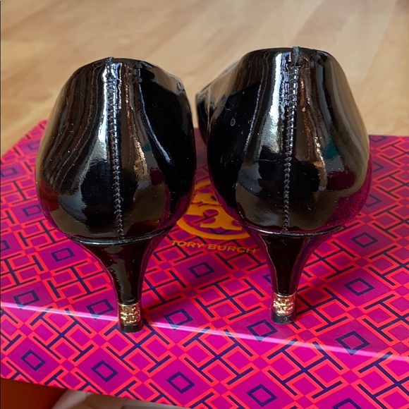 EC Tory Burch Black Leather Pump Women’s Size 6.5 - Picture 4 of 9
